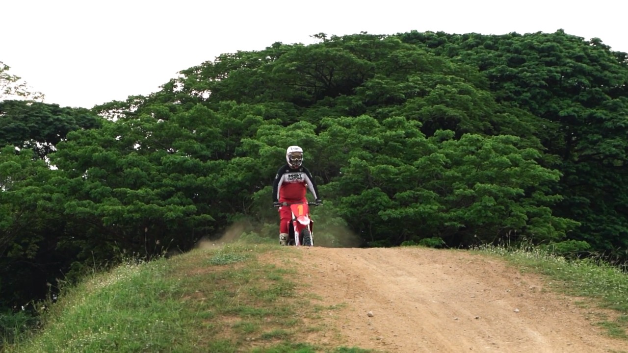 Dirt biker v.s Jump